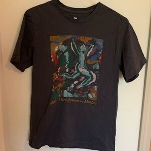 Men’s Nike Freedom to Run T shirt size medium